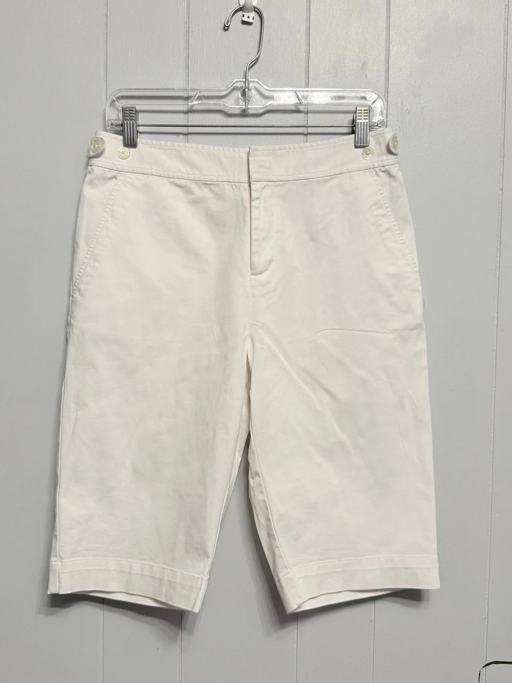 Ralph Lauren off-White 13”  Shorts 97% Cotton 3% Elastin
